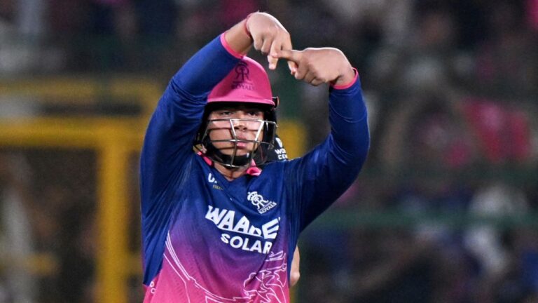 Mumbai Indians To Go For Vaibhav Sooryavanshi? Teams Who Might Be Interested In – বৈভব সূর্যবংশীকে কি দলে নেবে মুম্বাই ইন্ডিয়ান্স? আইপিএল ২০২৭-এর আগে ৩টি সম্ভাব্য ট্রেড সমীকরণ